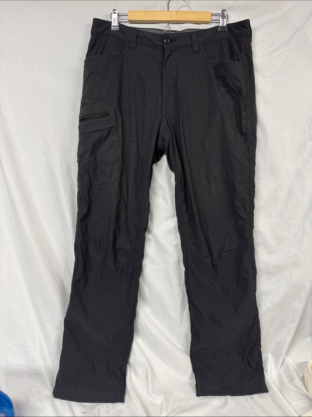 Eddie Bauer charcoal Cargo Pants with Side Utility Pocket, fleece lined